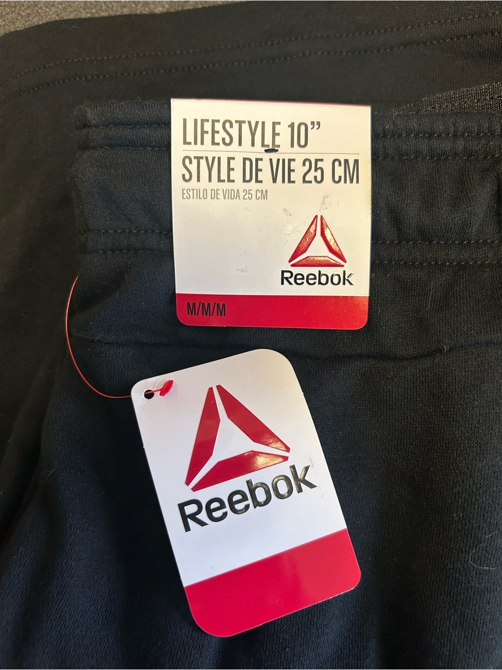 NWT men’s Reebok lifestyle 10” shorts Medium - Picture 4 of 8